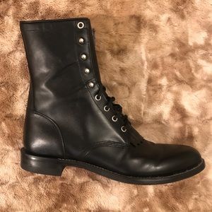 Justin Hiram 8” Roper boot.